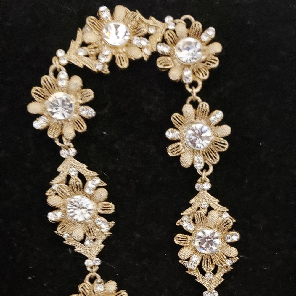 Headpiece